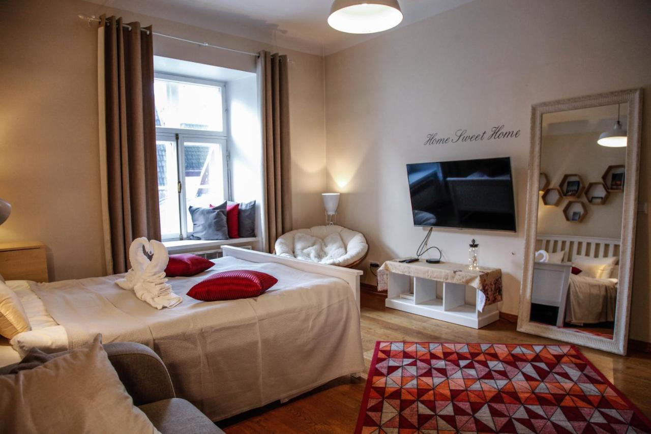 Dream Stay - Cosy Old Town Studio Near Main Square Tallinn Buitenkant foto